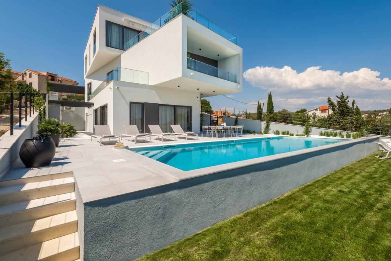 Villa Juliet Трогир Екстериор снимка
