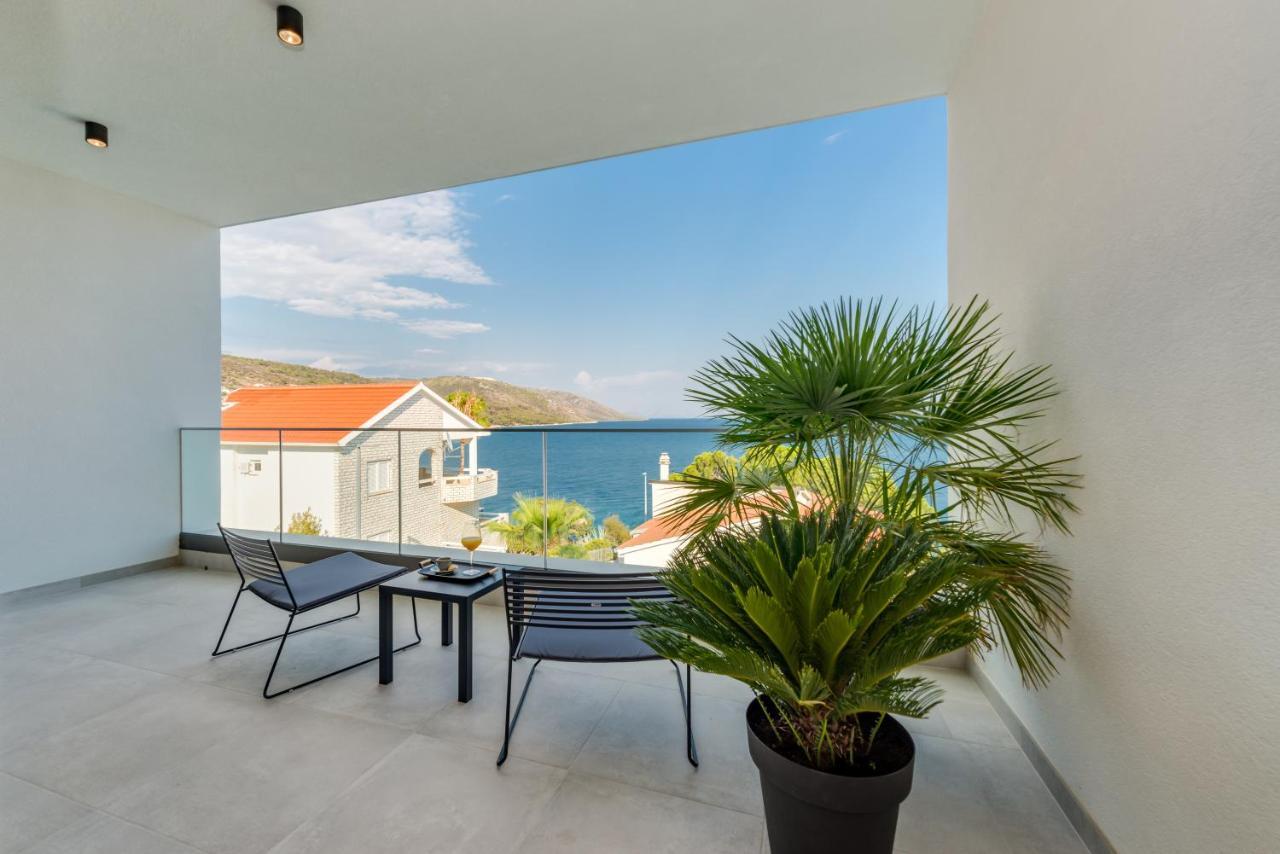Villa Juliet Трогир Екстериор снимка