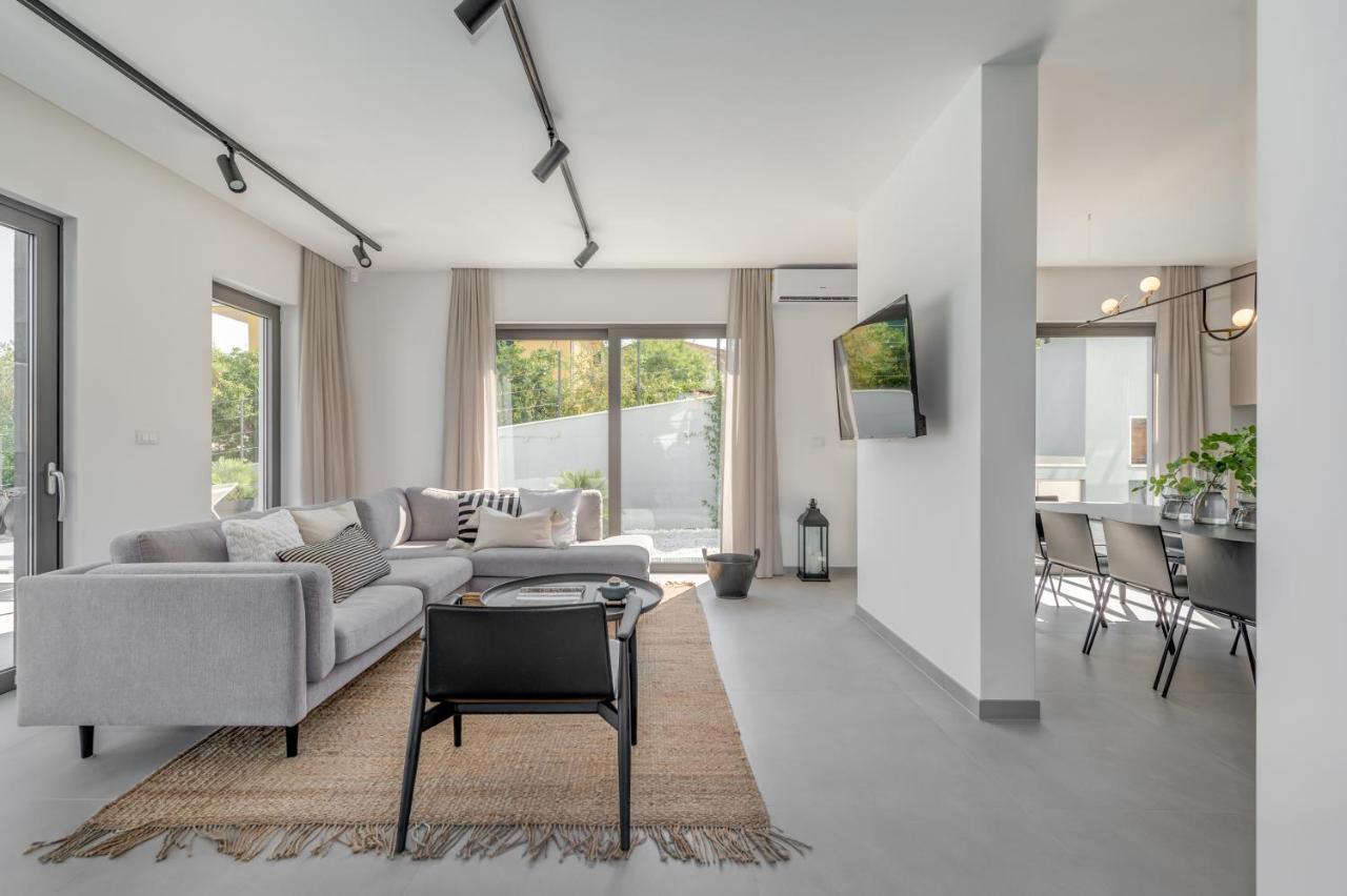 Villa Juliet Трогир Екстериор снимка